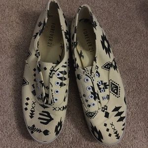 Tribal print flats